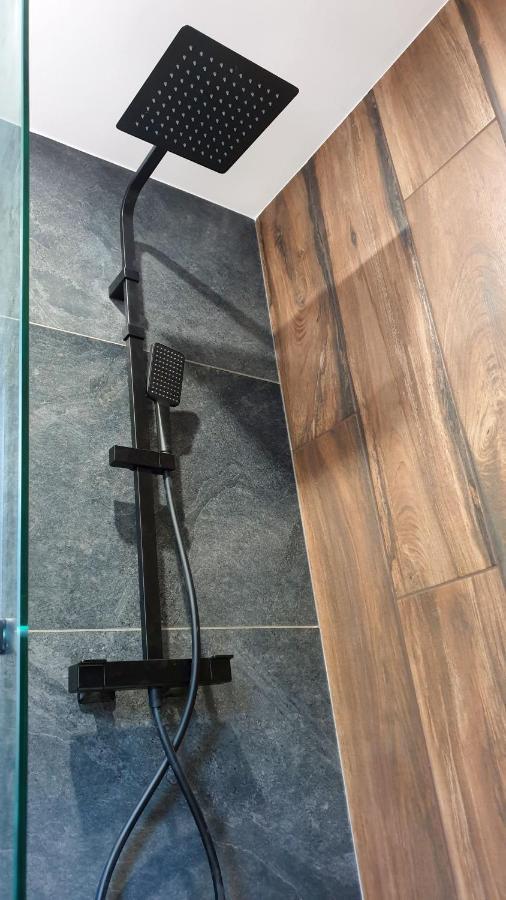 Gary Suite - Studio Cosy, Spa Et Jardin Privatif A 4 Min De Cambrai Awoingt Luaran gambar