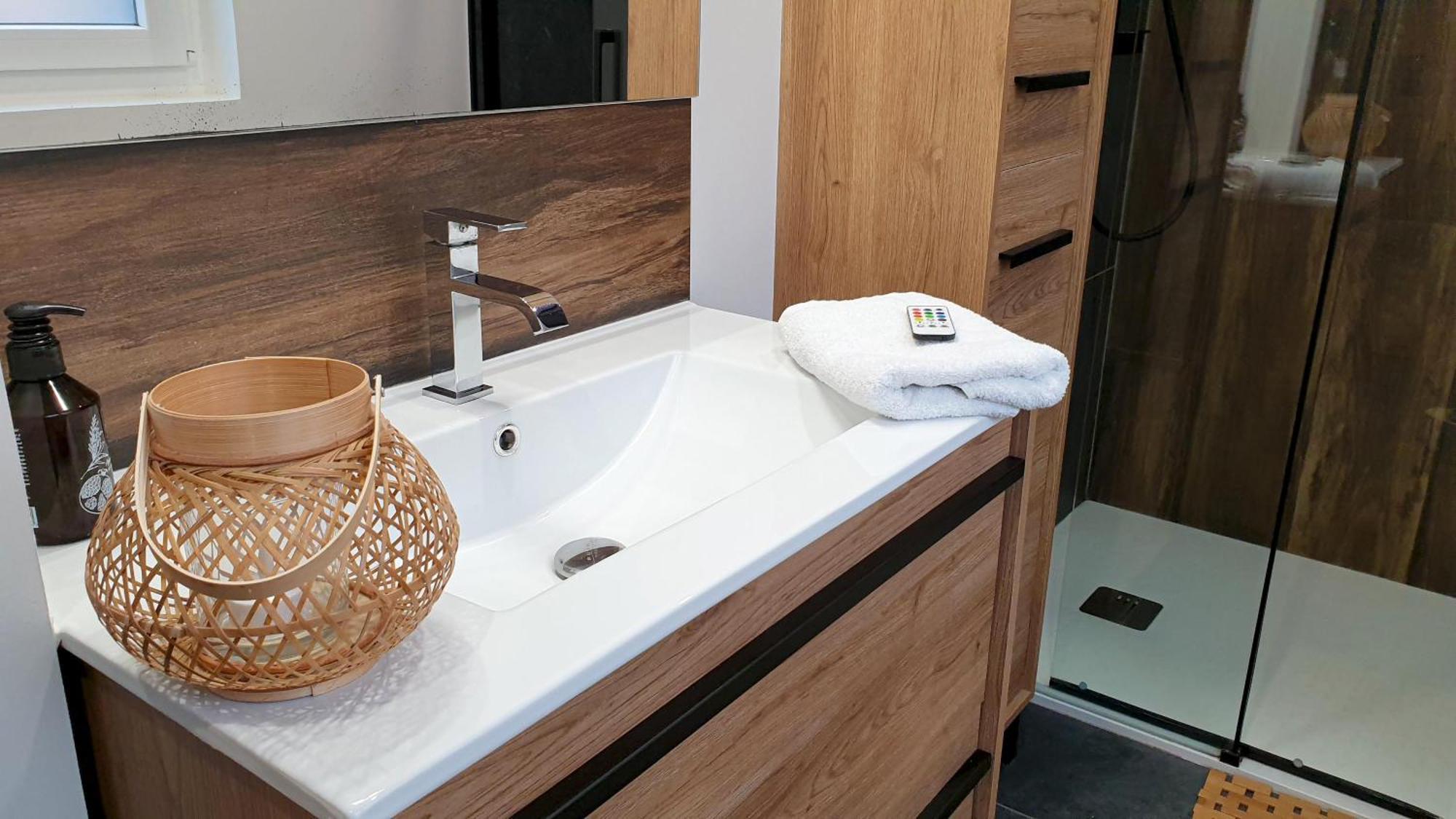 Gary Suite - Studio Cosy, Spa Et Jardin Privatif A 4 Min De Cambrai Awoingt Luaran gambar