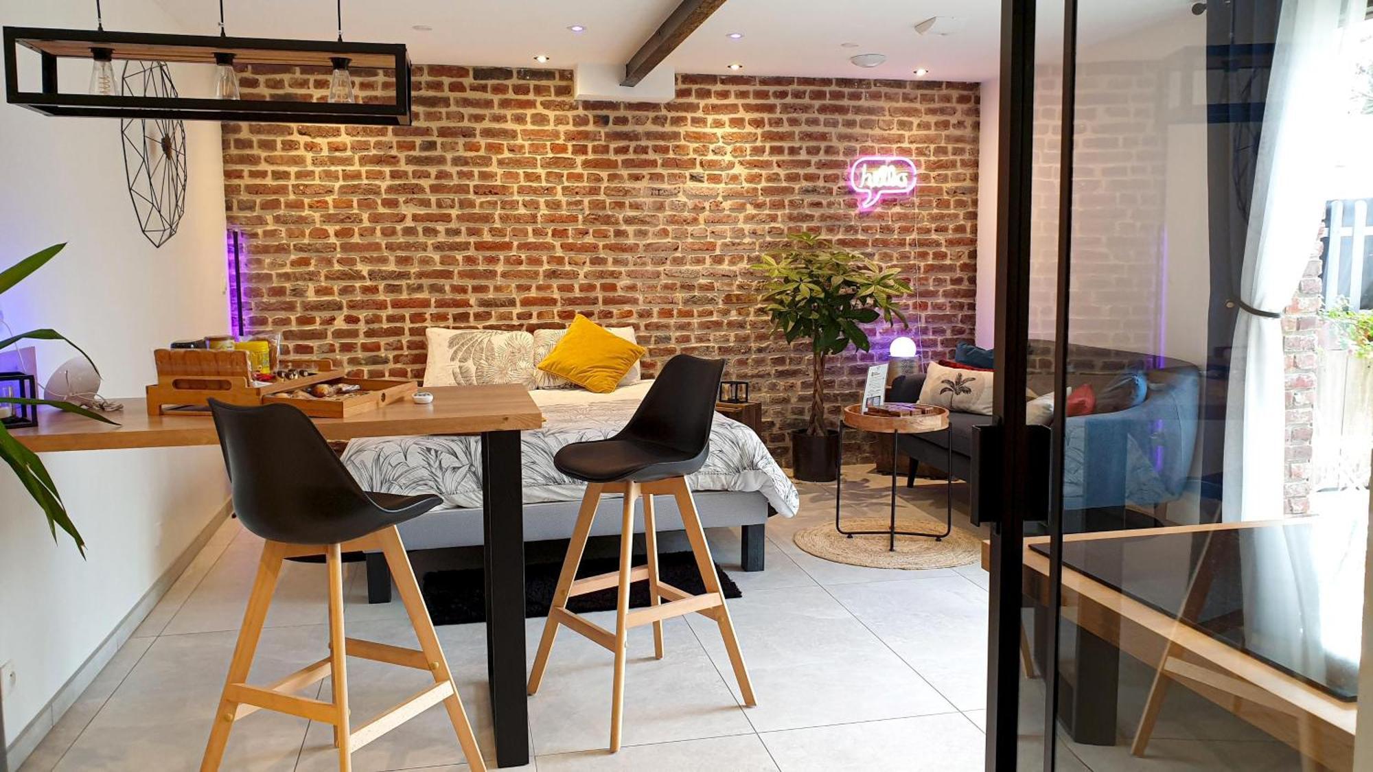 Gary Suite - Studio Cosy, Spa Et Jardin Privatif A 4 Min De Cambrai Awoingt Luaran gambar